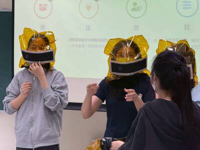 115防煙頭罩演練圖片