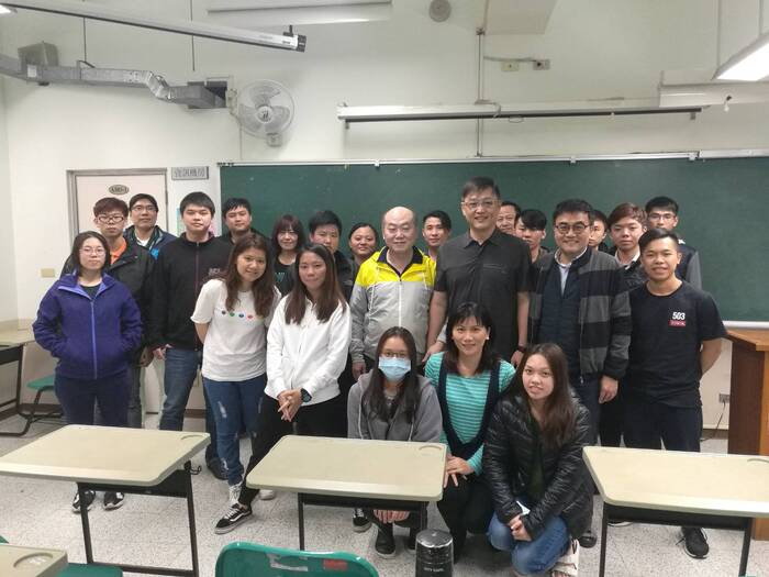 11月30日-物流系進修學士班系大會照片圖片